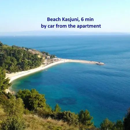 Spacious Apartment Neven Near Center, With Two Ac Units Split